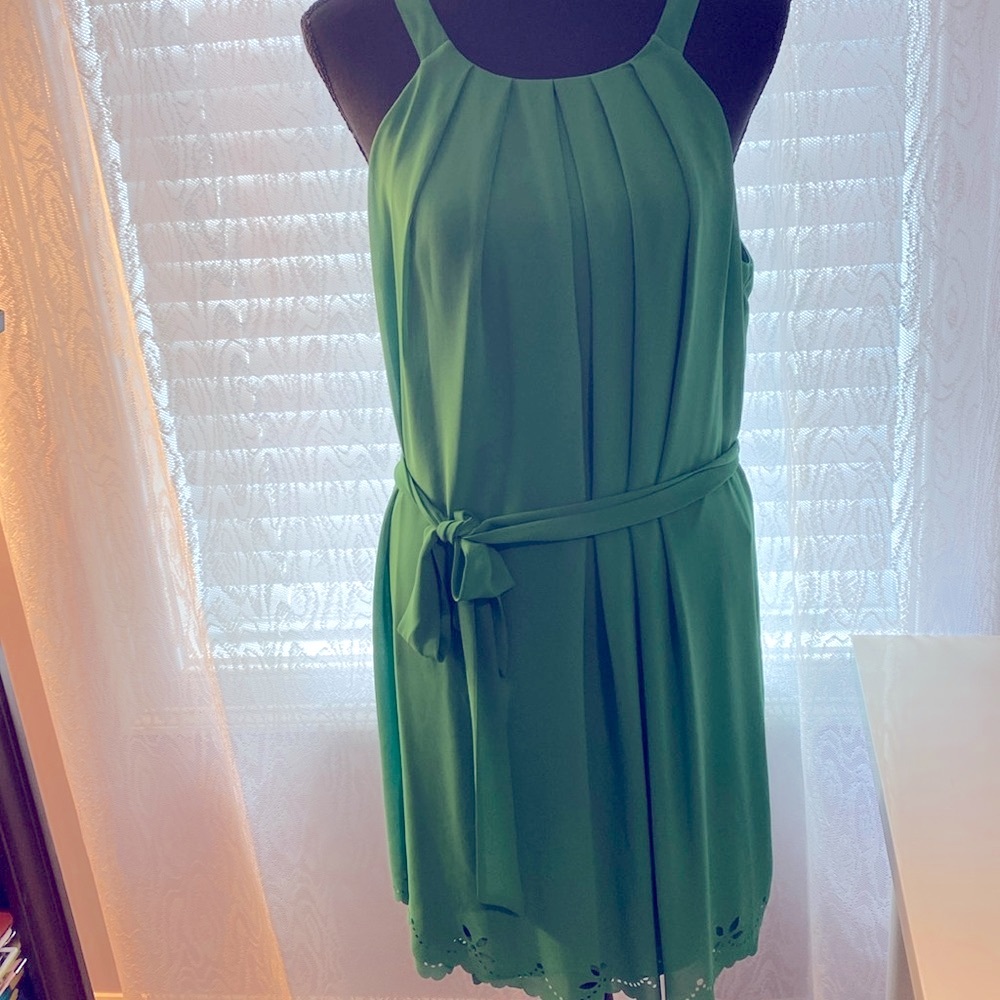 Green Sleeveless Dress Jessica Simpson with flower laser cut cutout detail